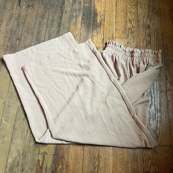 Flowy pants - Picture 2 of 3